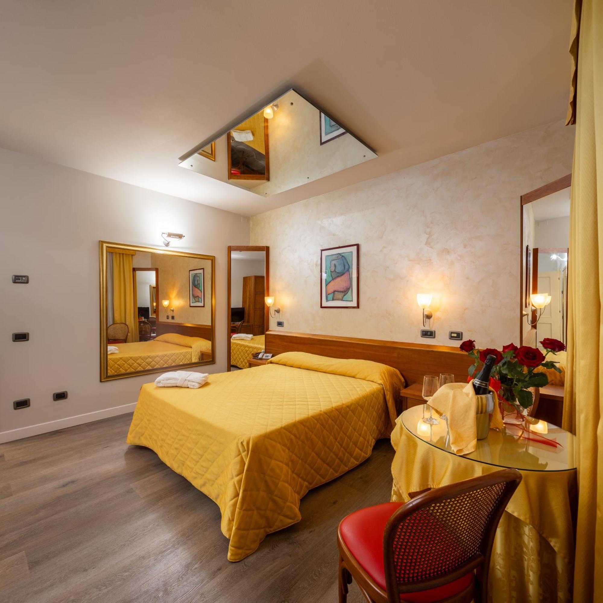 Hotel Motel Sporting Montodine エクステリア 写真