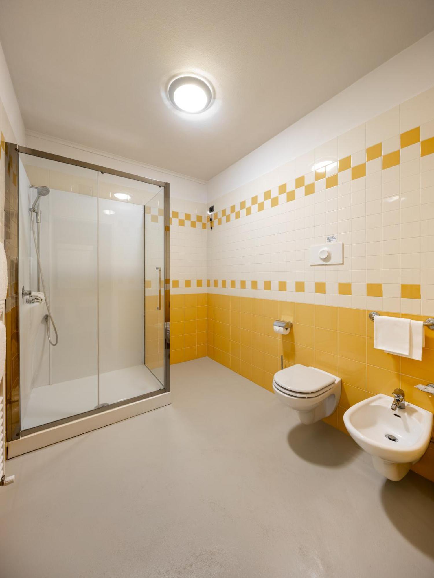 Hotel Motel Sporting Montodine エクステリア 写真